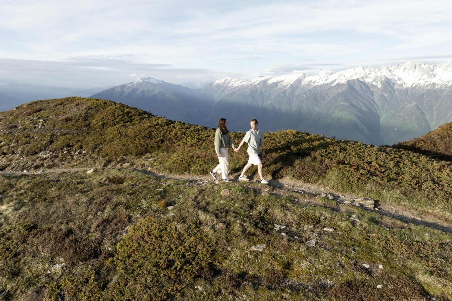engagement belledonne couple drone