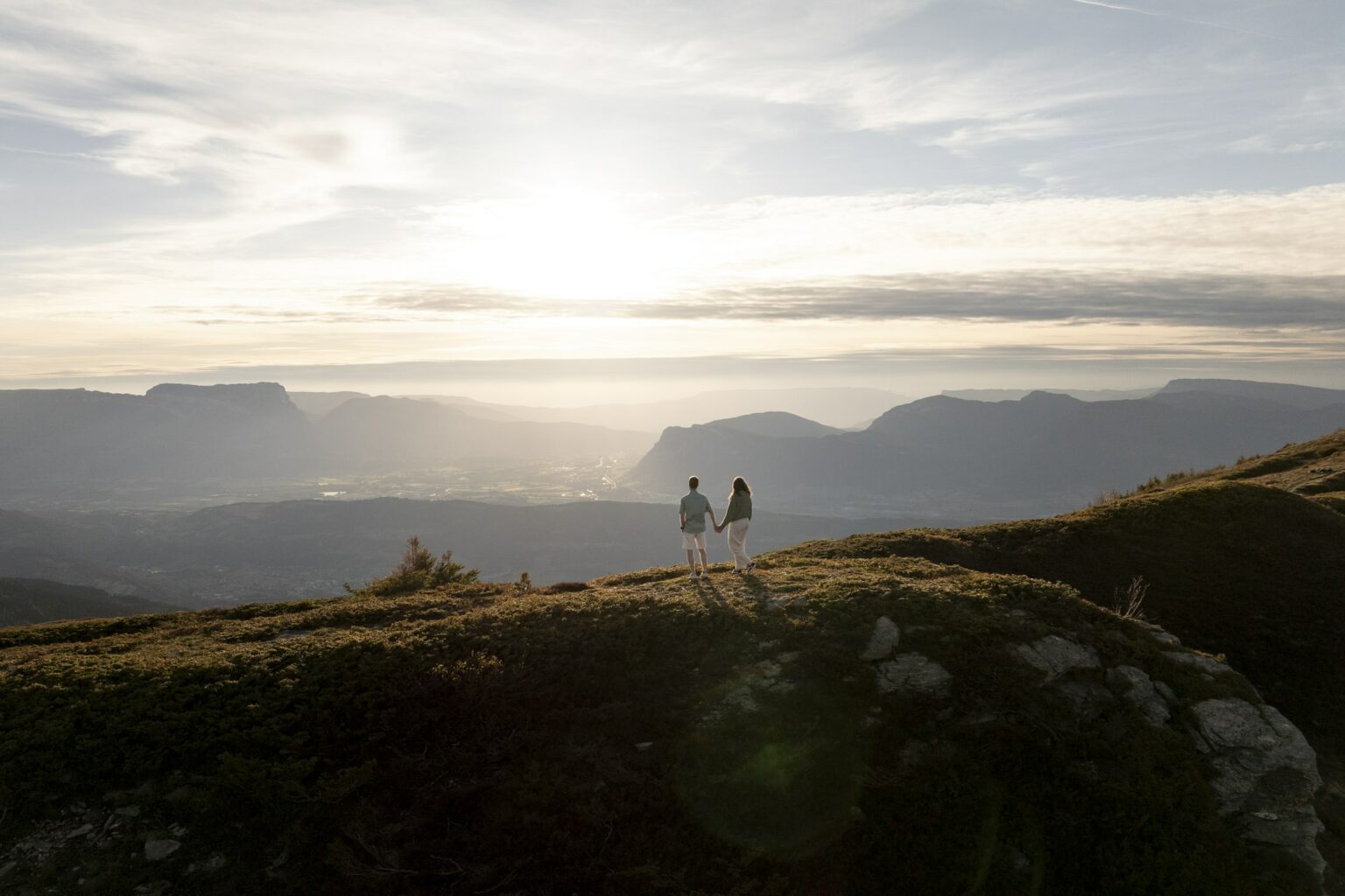 engagement belledonne couple drone
