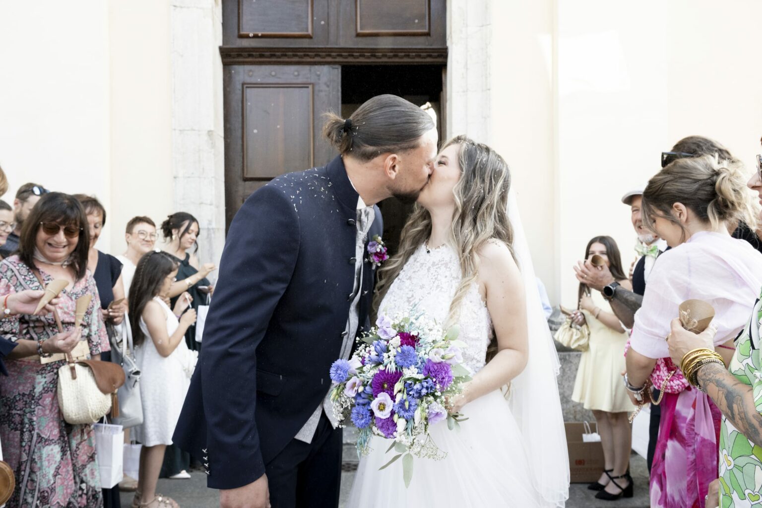 mariage ferme allobroges église sortie