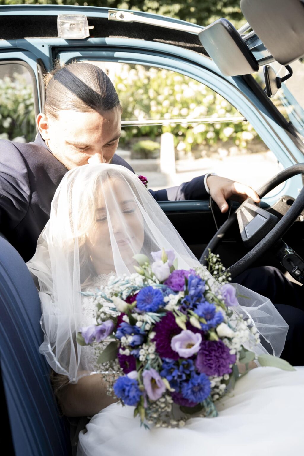 mariage ferme allobroges mariés 2CV