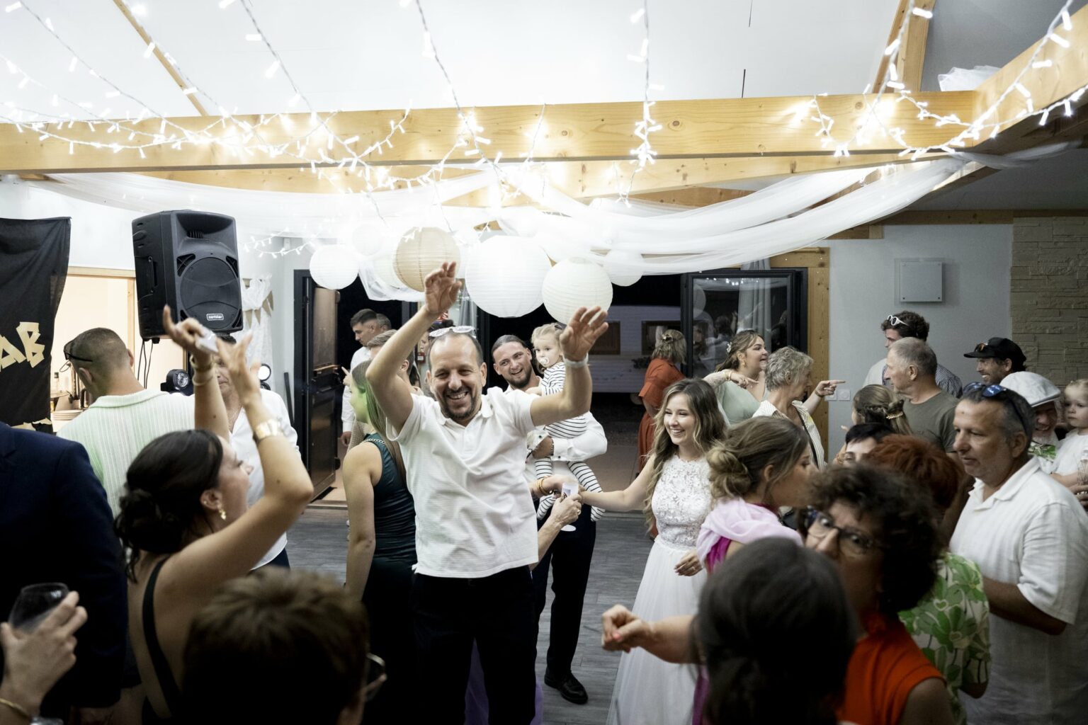 mariage ferme allobroges entrée mariés