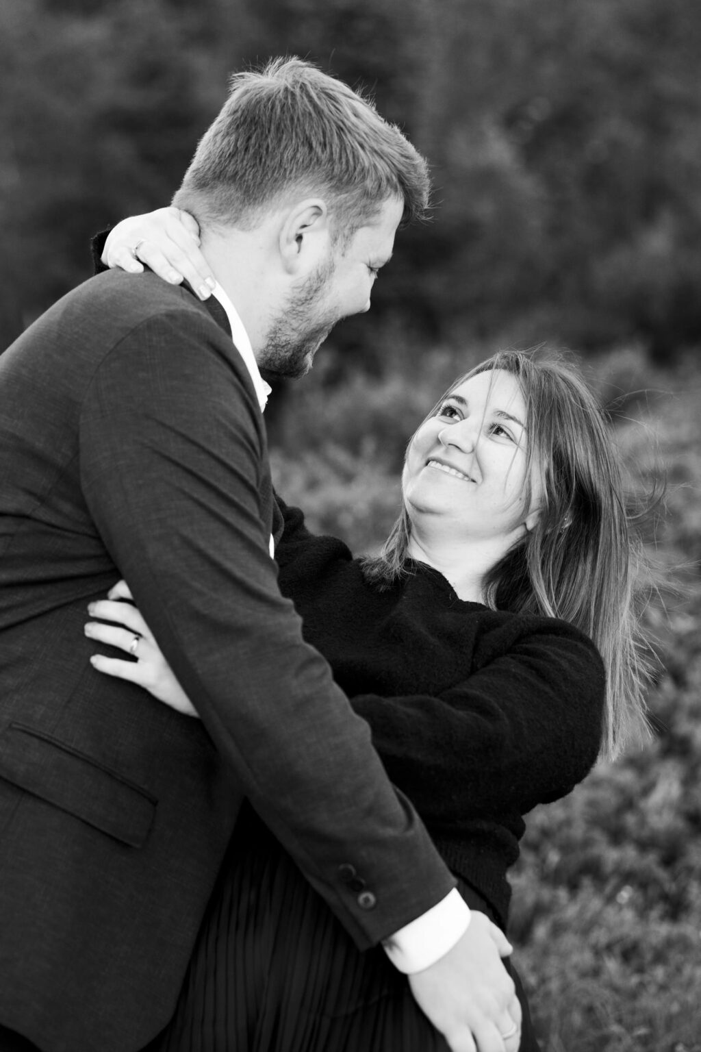 engagement val pelouse couple