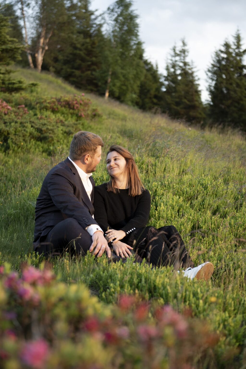 engagement val pelouse couple