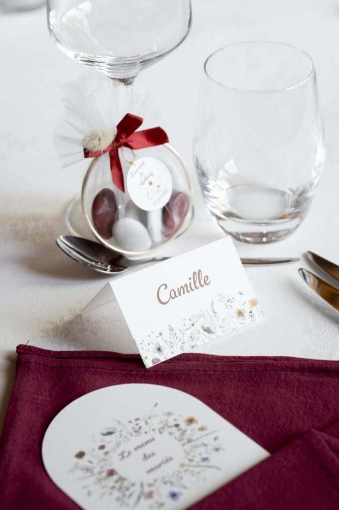 photographe mariage chateau luponnas décoration table