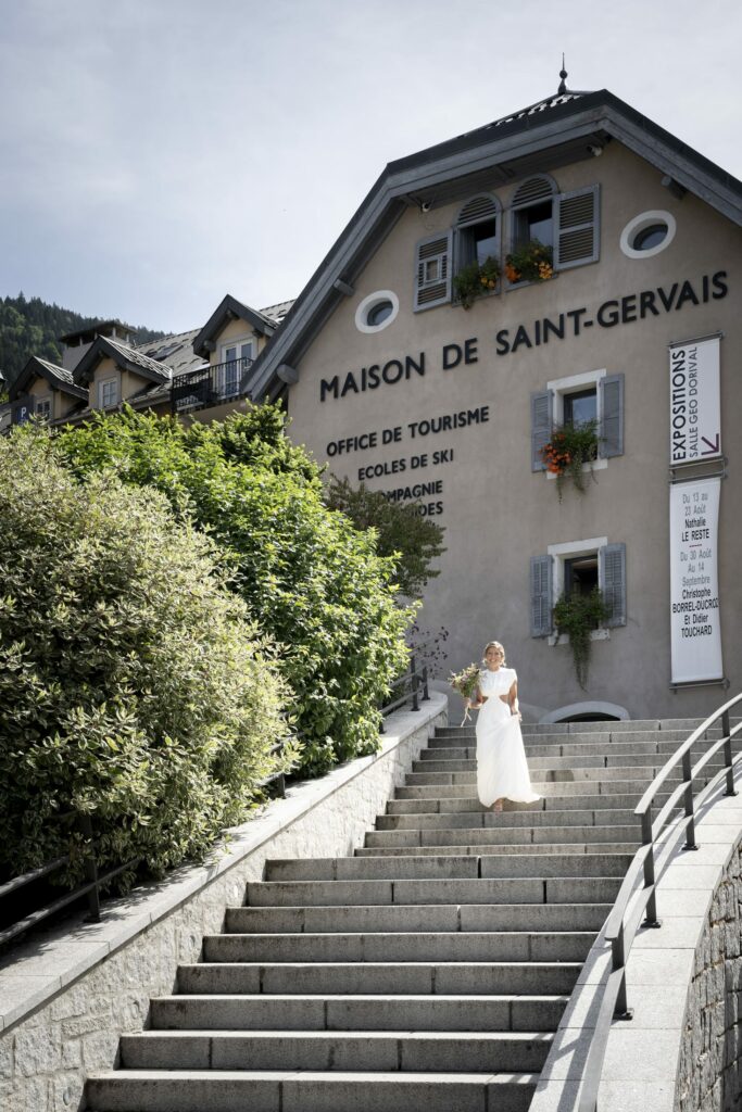 mariée descente escalier
