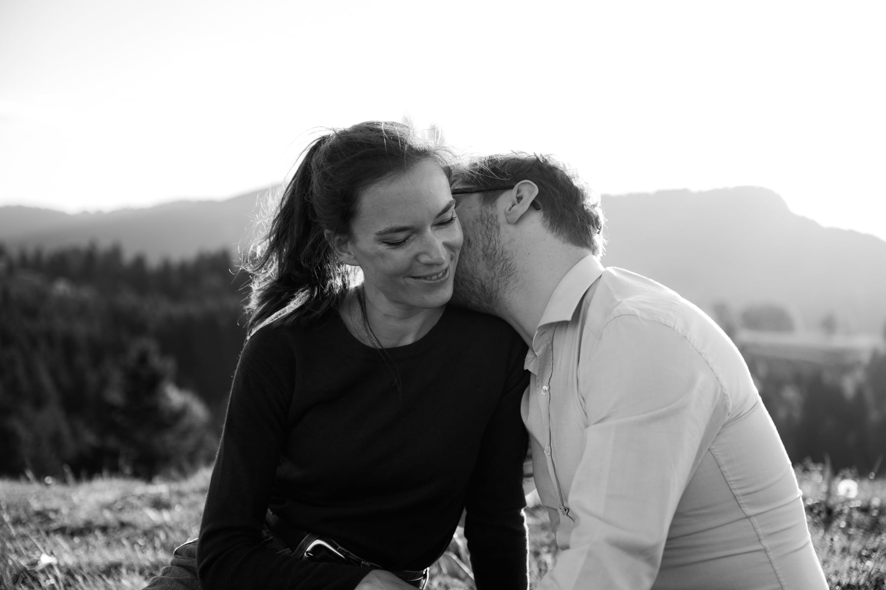 seance engagement bauges couple baiser