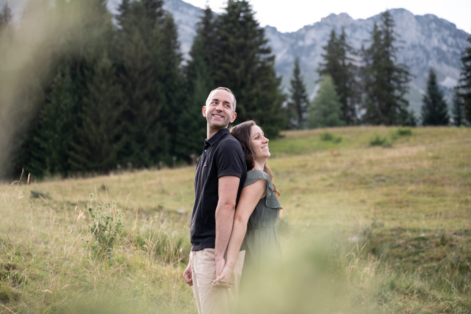 couple montagne seance engagement
